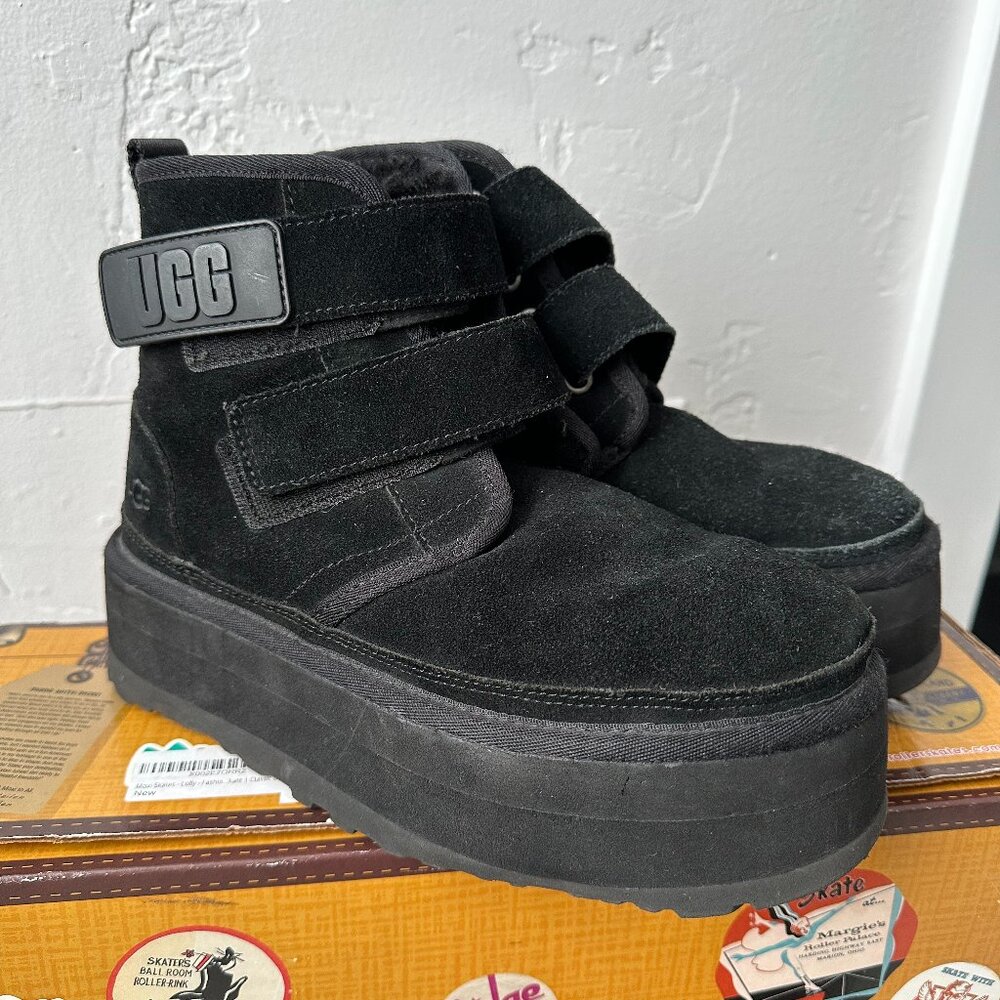 UGG Women's Neumel Platform Boot